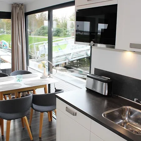 Hausboot In Hotel Bad Bederkesa