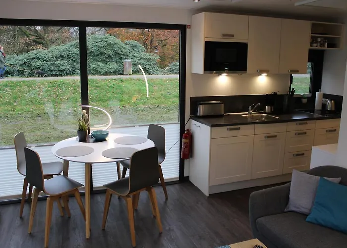 Hotel Hausboot In Bad Bederkesa